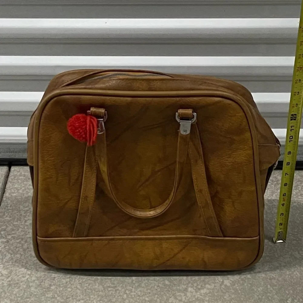 Vintage American Tourister Brown Camel Leather Bag